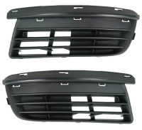 Решітка в бампер VW Golf V 2007-2009